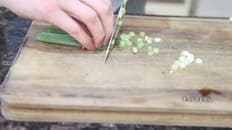 How to Chop a Spring Onion